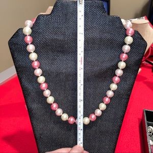 New Ombré pinks pearl necklace 18” adjustable